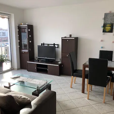 Jasny Apartament Jantar * 科沃布热格