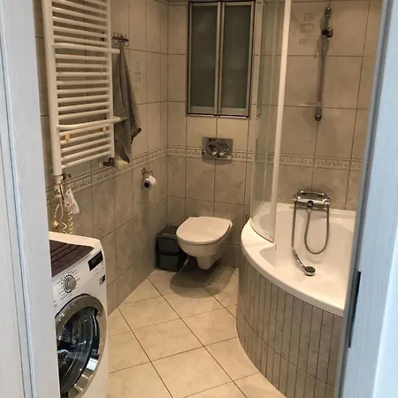 Jasny Apartament Jantar * 科沃布热格